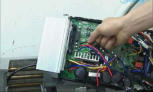 巨鹿美的空调电话是多少